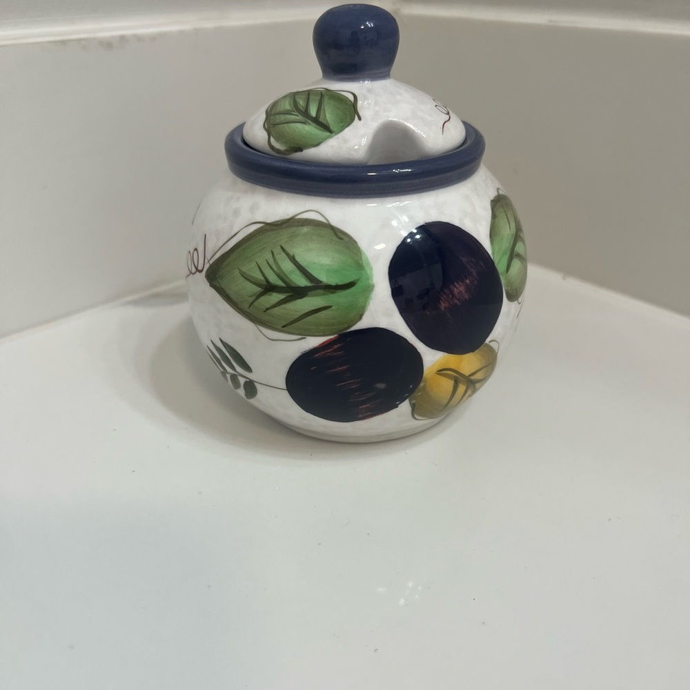 Oneida Vintage Fruit Hand-Painted Ceramic Bowl